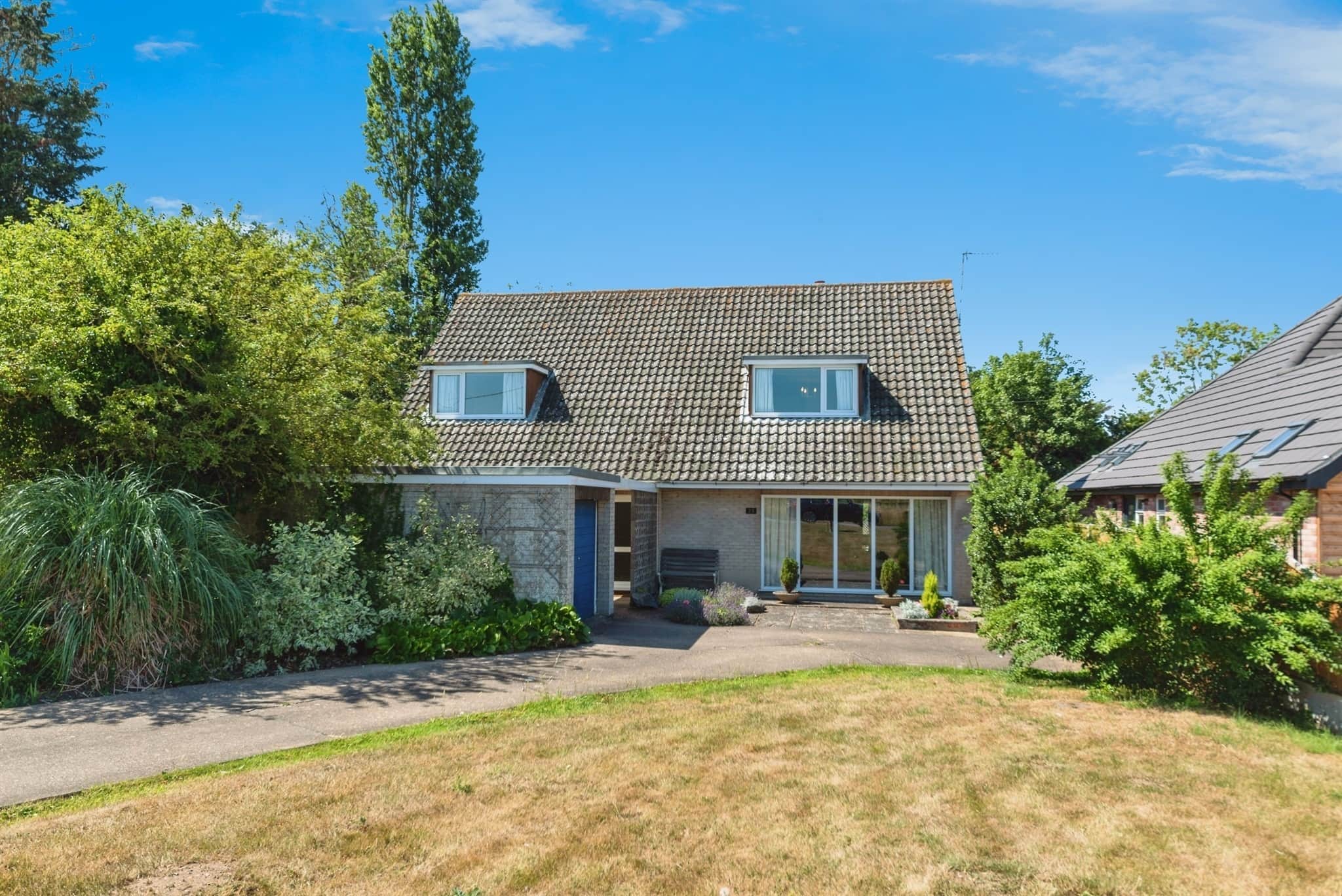 Property photo 0