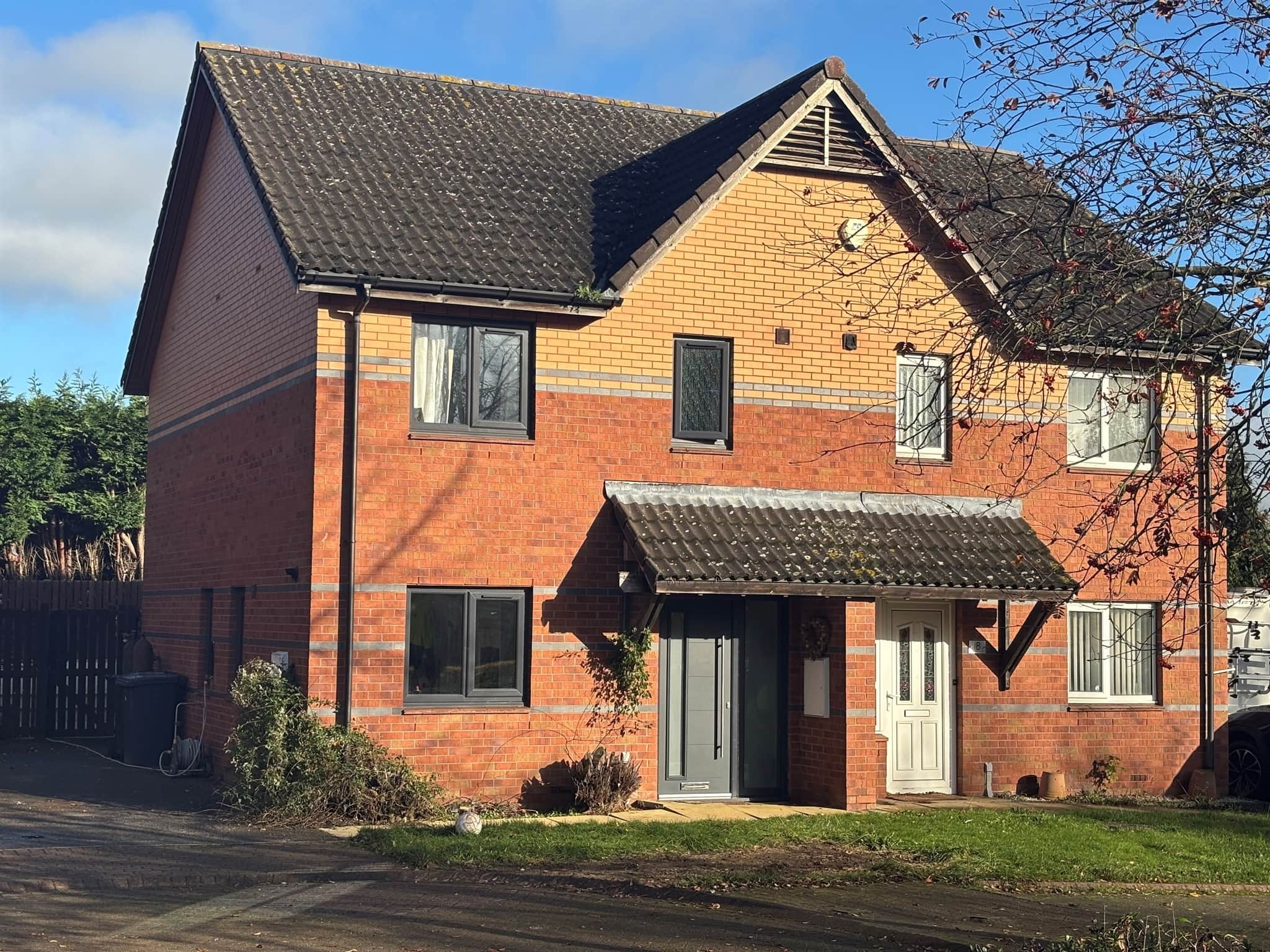 Property photo 0