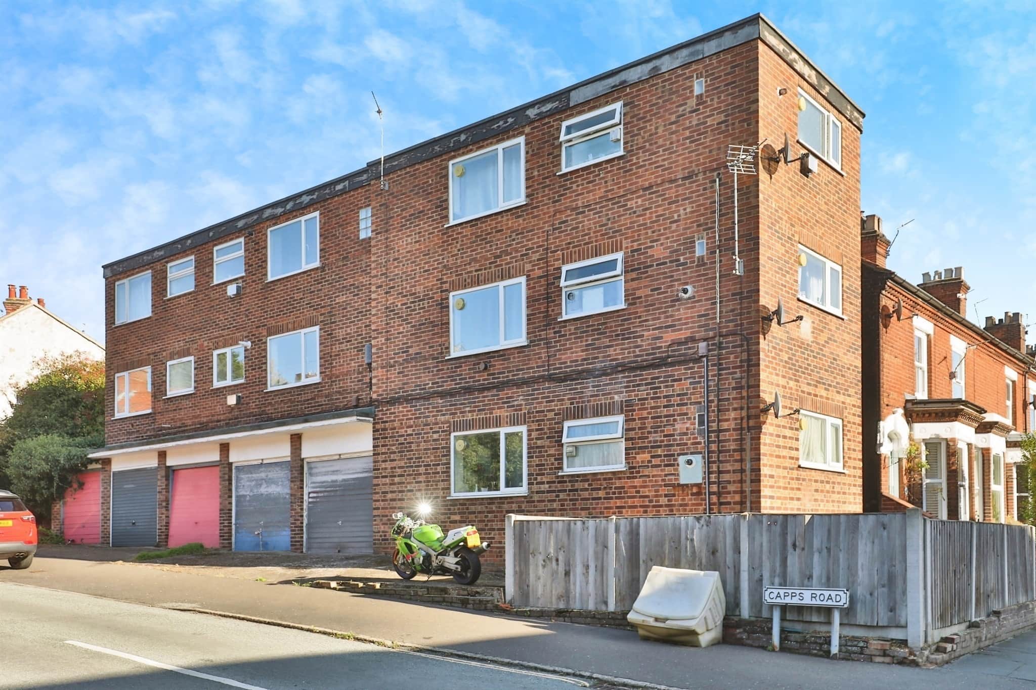 Property photo 0