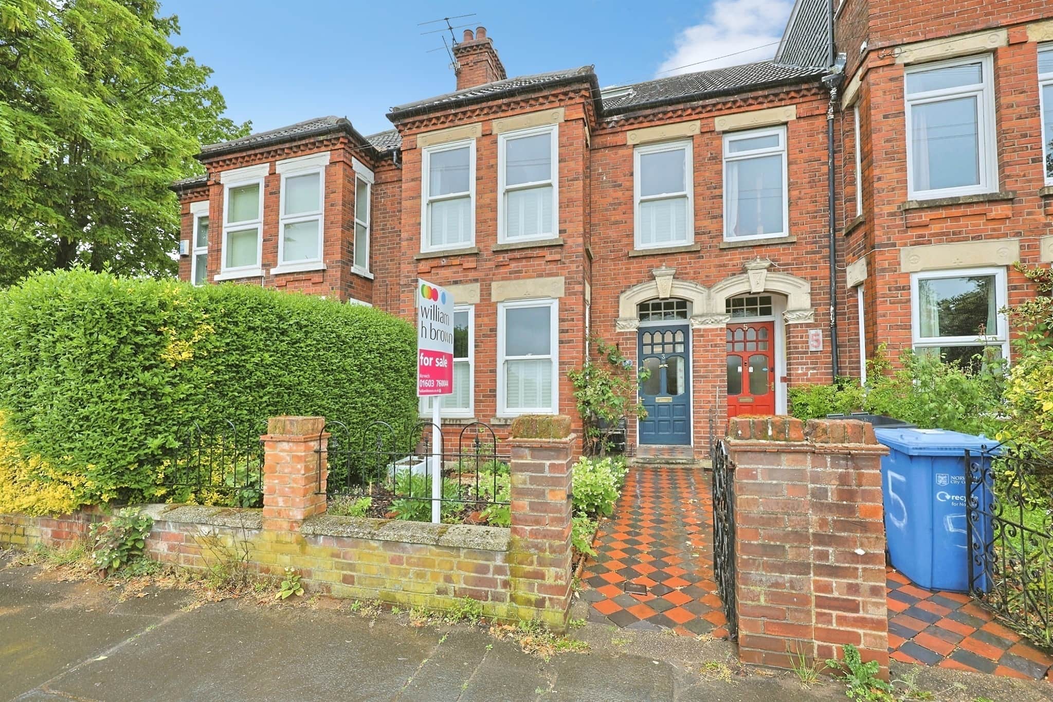 Property photo 0