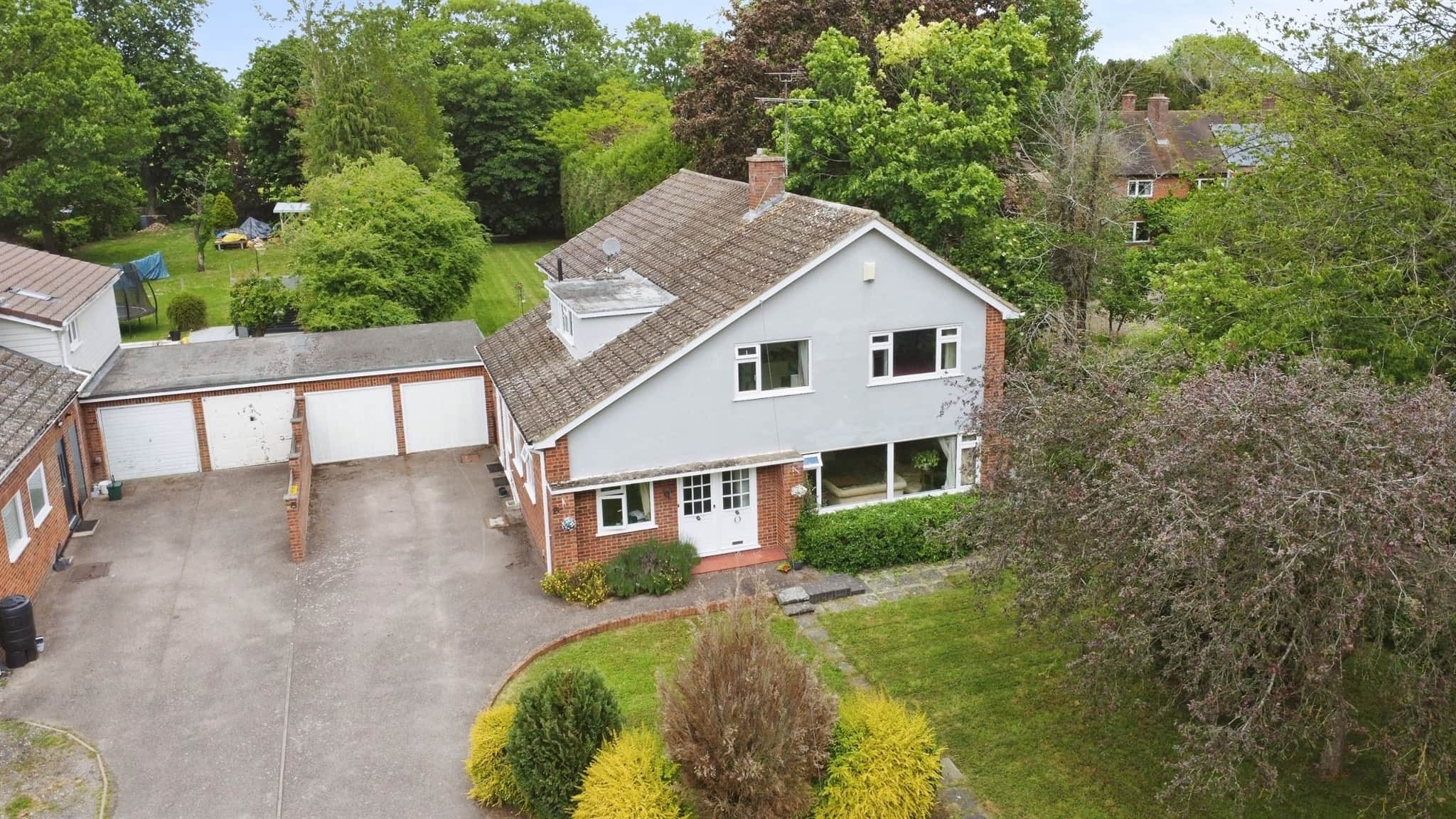 Property photo 0