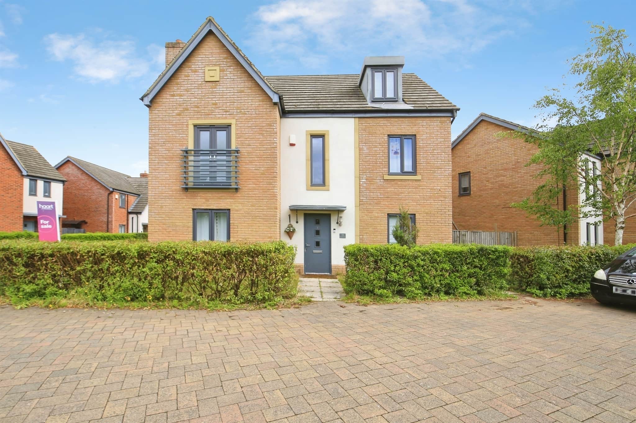 Property photo 0