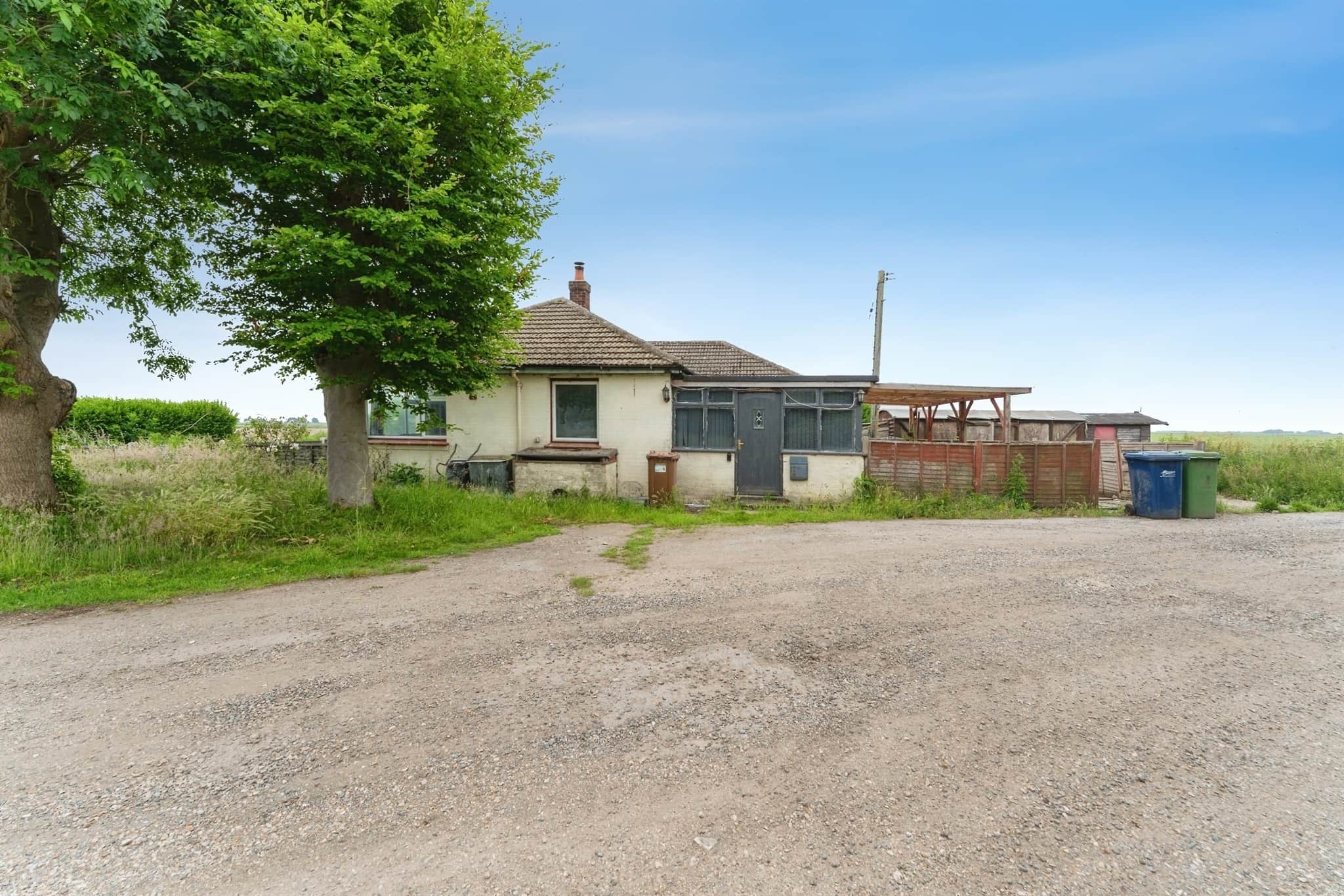 Property photo 0