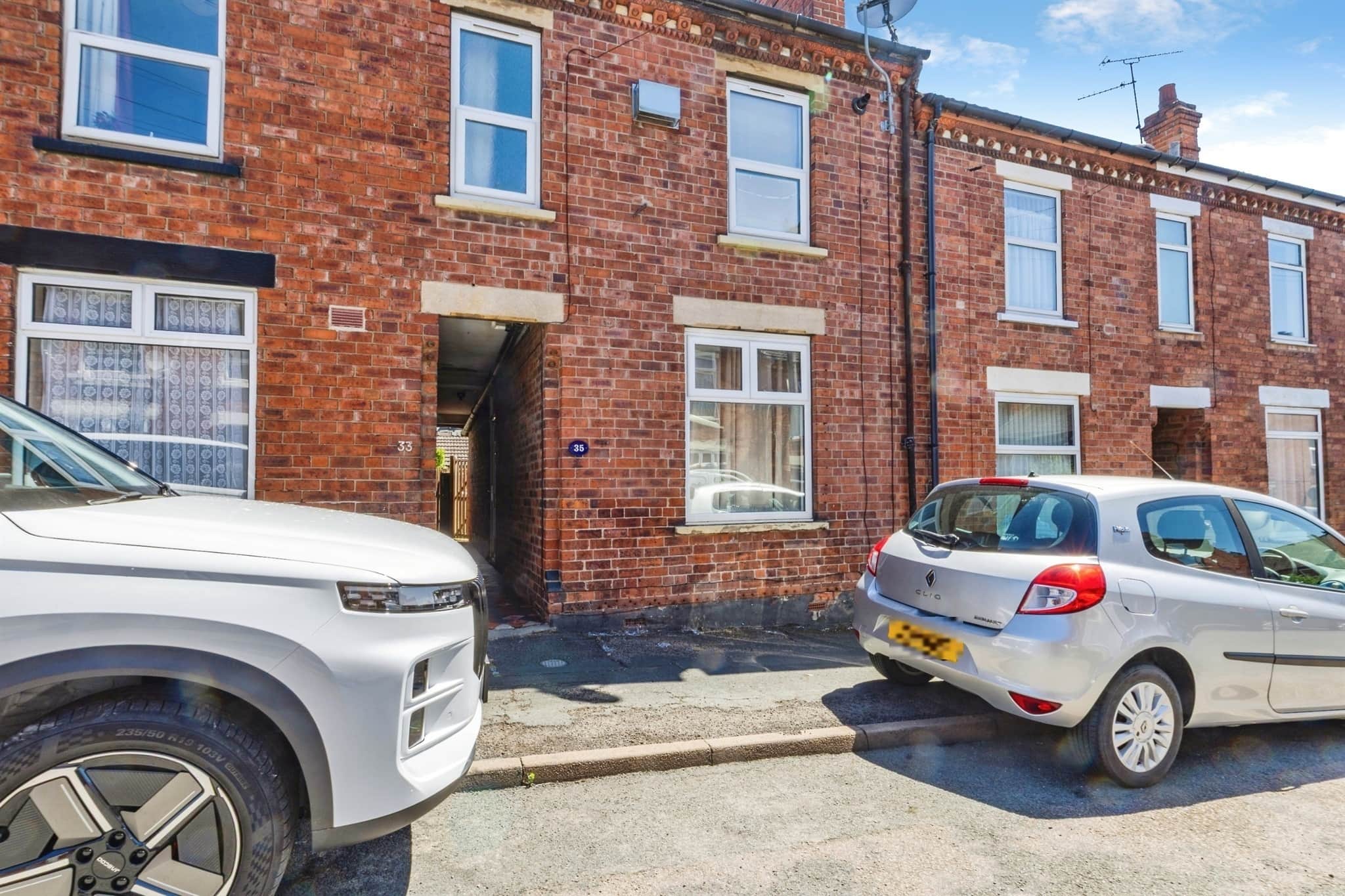 Property photo 0