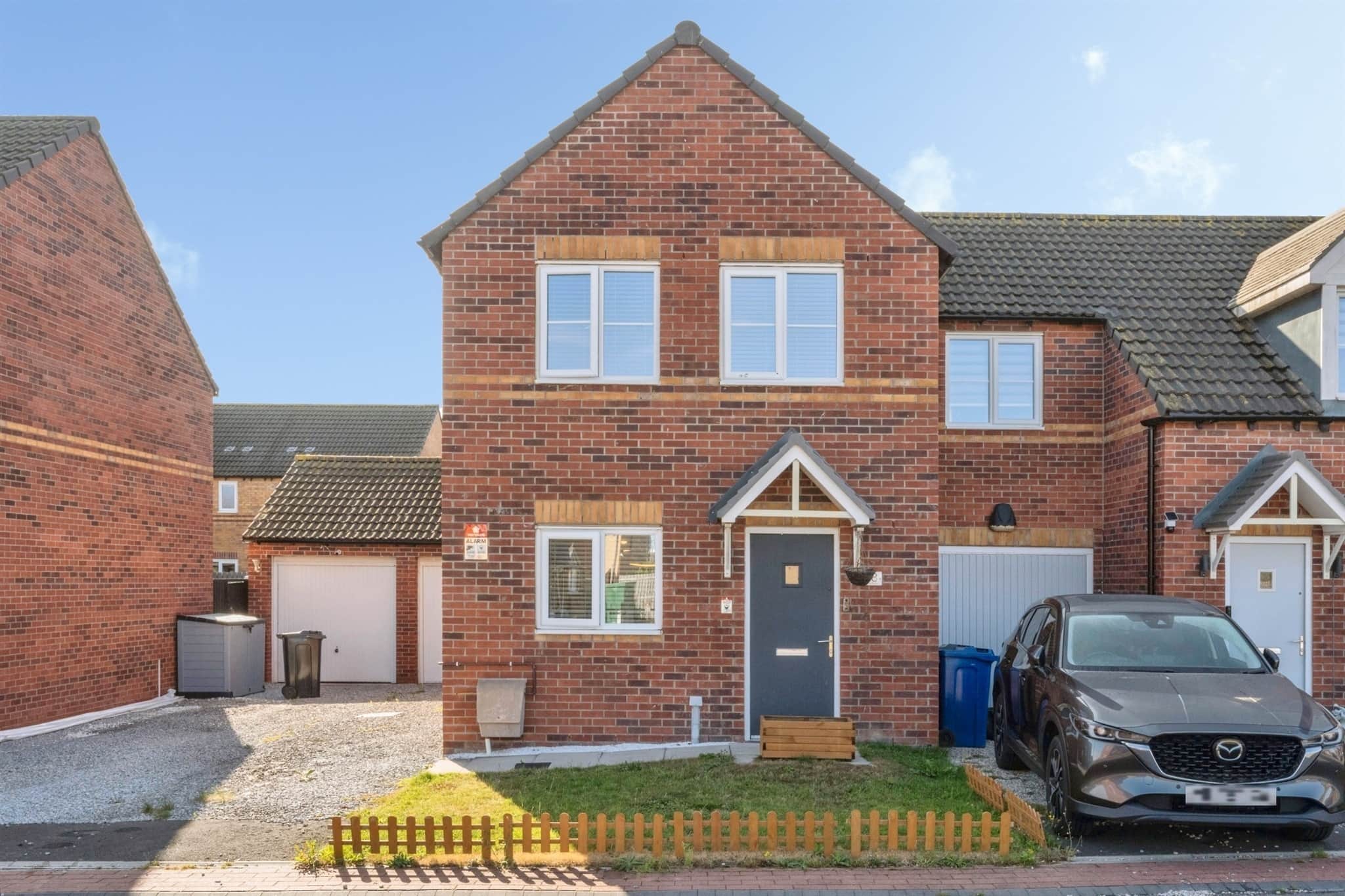 Property photo 0