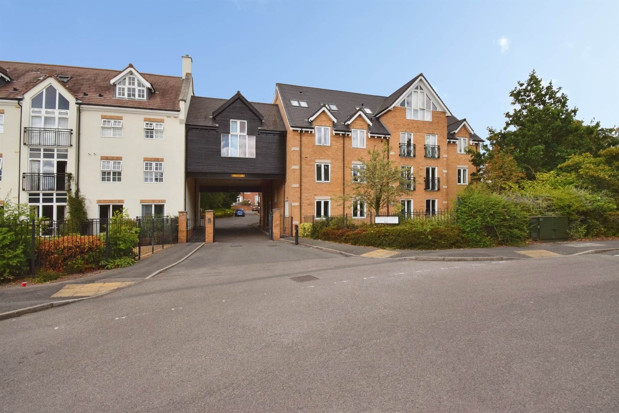 Property photo 0