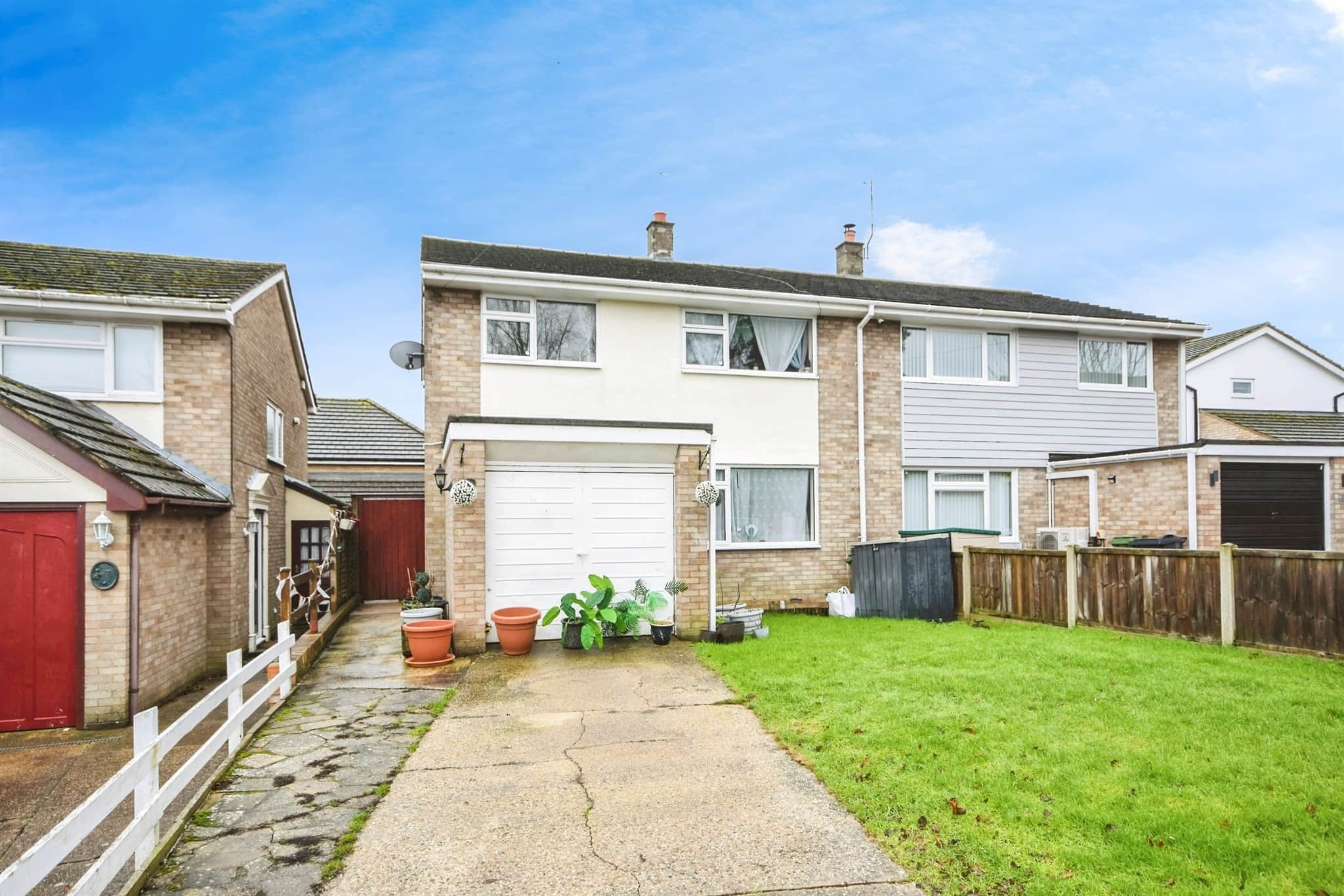 Property photo 0