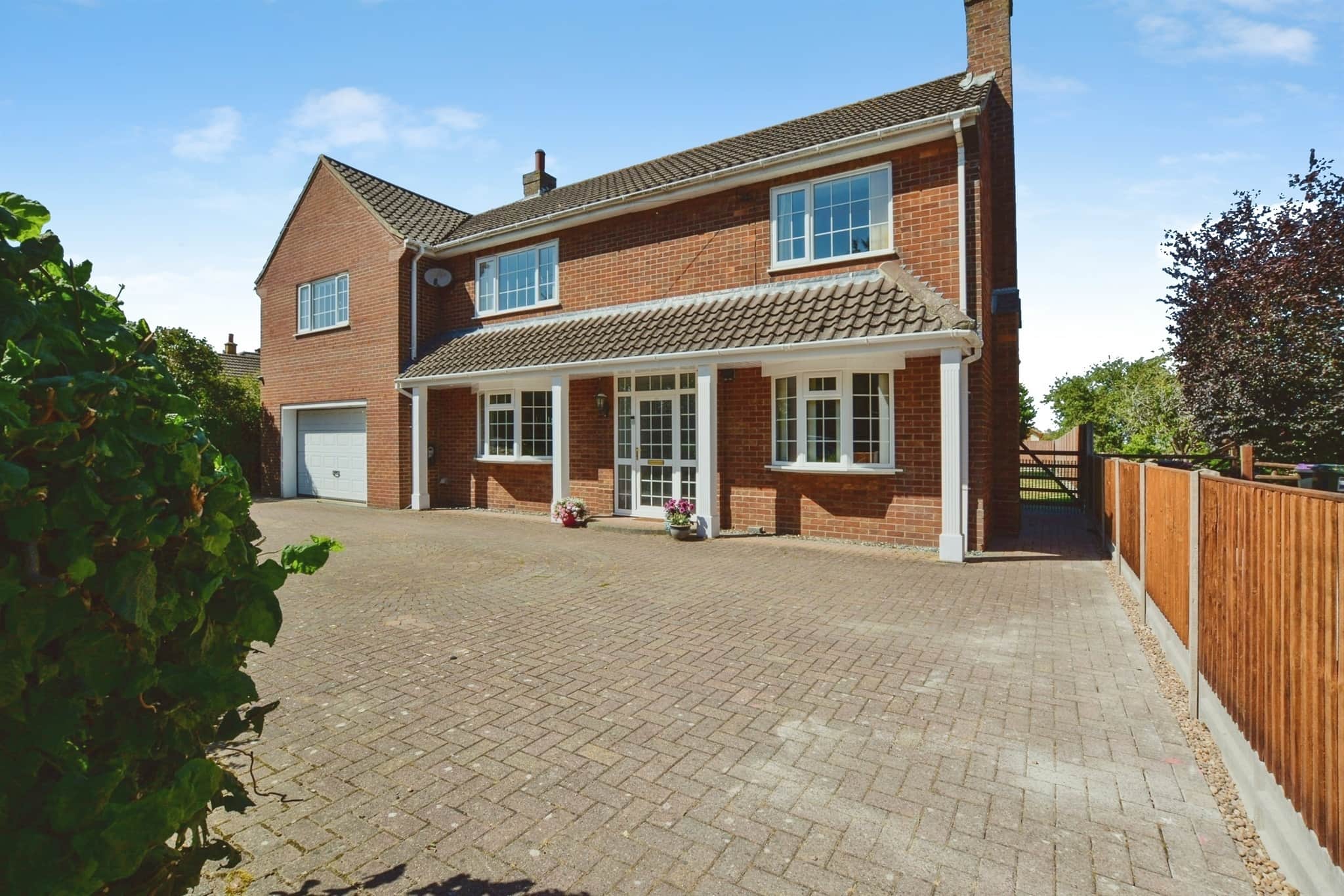 Property photo 0