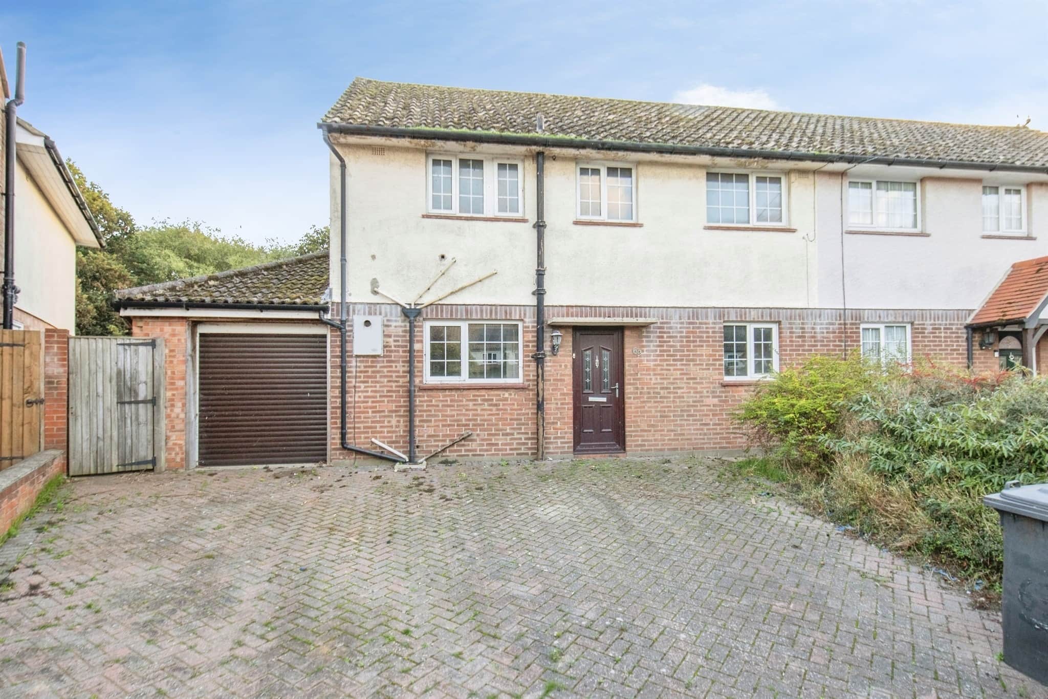 Property photo 0