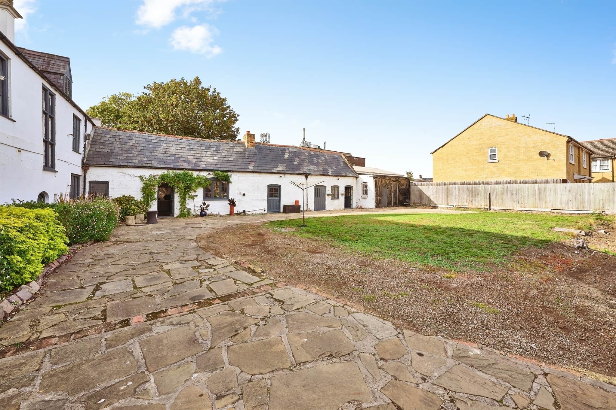 Property photo 32