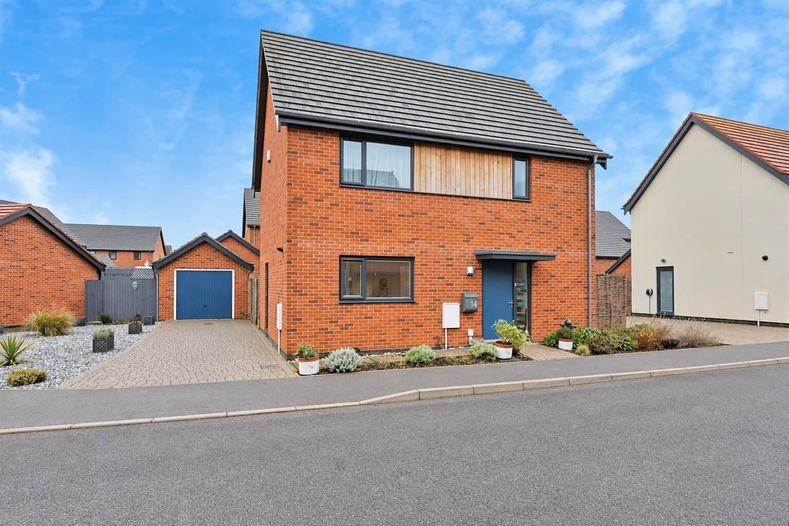 Property photo 0
